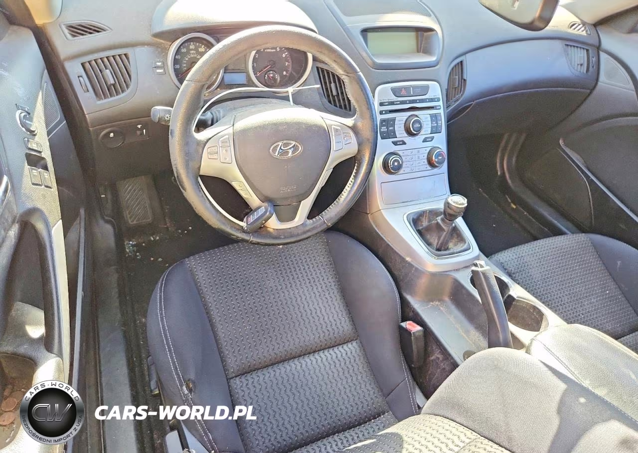 2010 Hyundai Genesis Coupe 2.0T Premium VIN:KMHHT6KD2AU004618 - 8