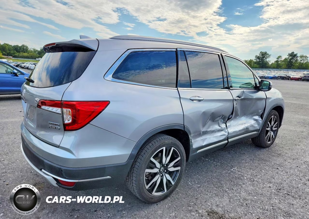 2021 Honda Pilot Touring VIN:5FNYF6H90MB048564 - 3