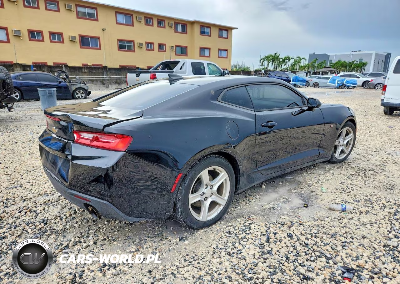 2018 Chevrolet Camaro Lt VIN:1G1FB1RX9J0100330 - 3