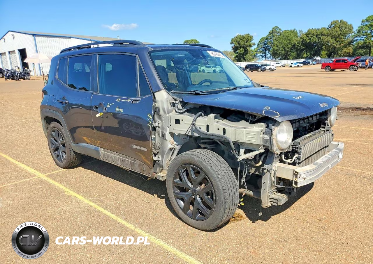 2017 Jeep Renegade Latitude VIN:ZACCJABBXHPG42178 - 4