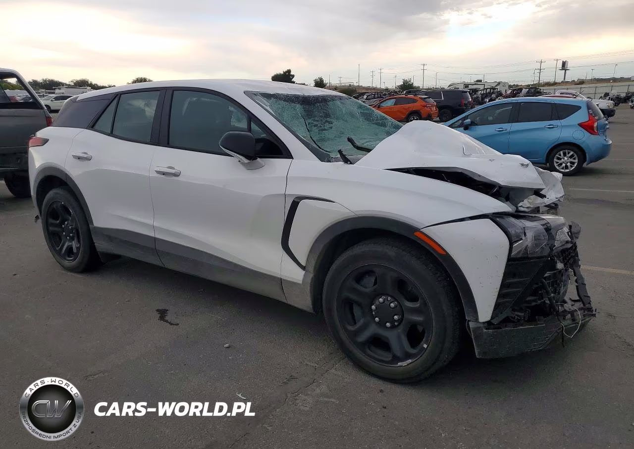 2025 Chevrolet Blazer Police VIN:3GNKDFRL6SS194369 - 4