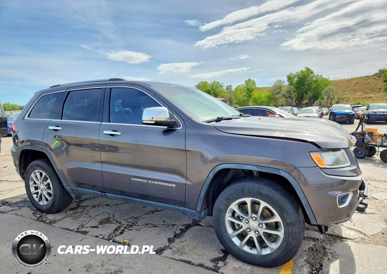 2015 Jeep Grand Cherokee Limited VIN:1C4RJFBG5FC767240 - 4