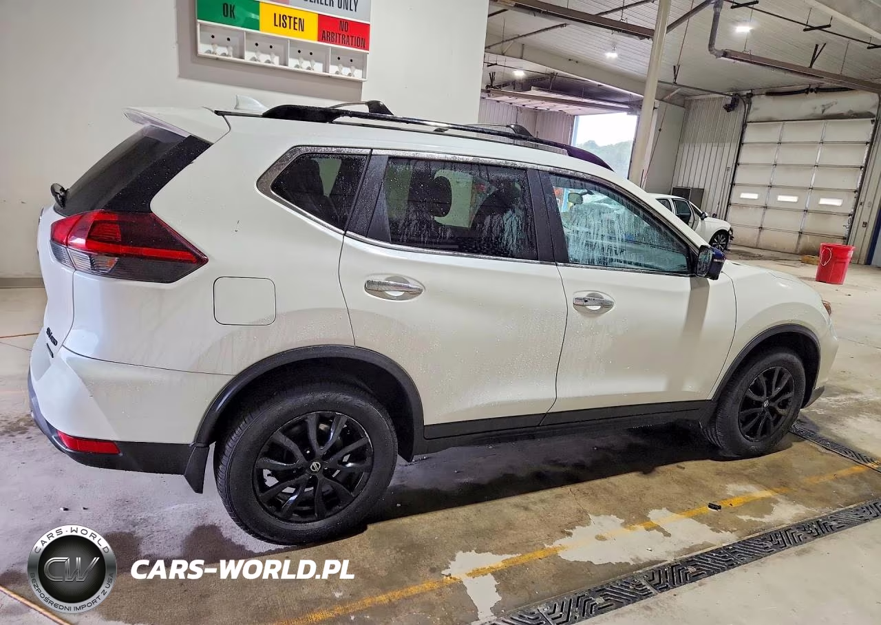 2018 Nissan Rogue Sv VIN:5N1AT2MV3JC827483 - 3