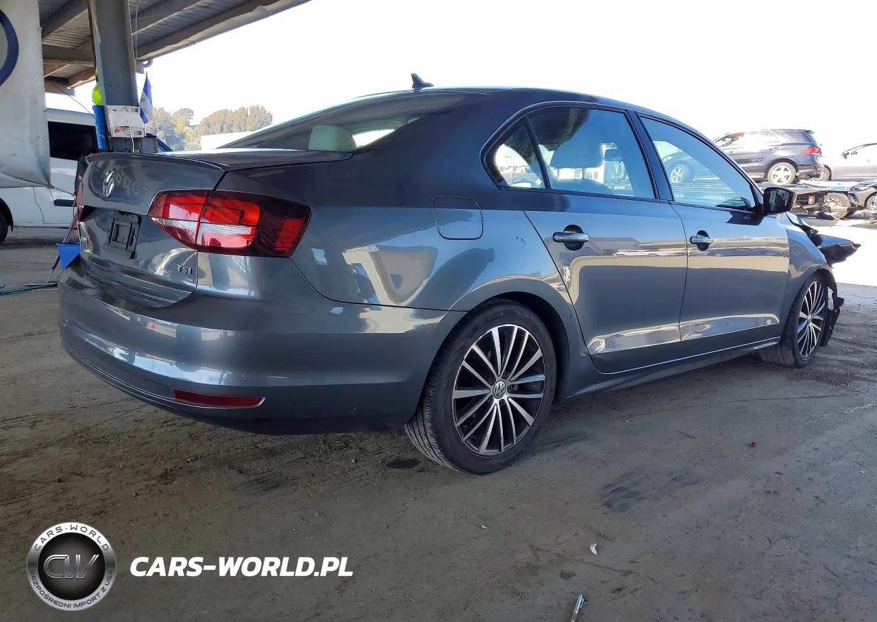 2016 Volkswagen Jetta Sport VIN:3VWD17AJ3GM303664 - 3