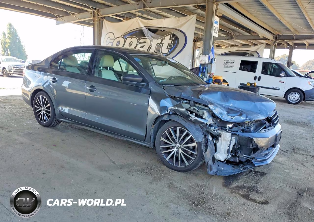 2016 Volkswagen Jetta Sport VIN:3VWD17AJ3GM303664 - 4