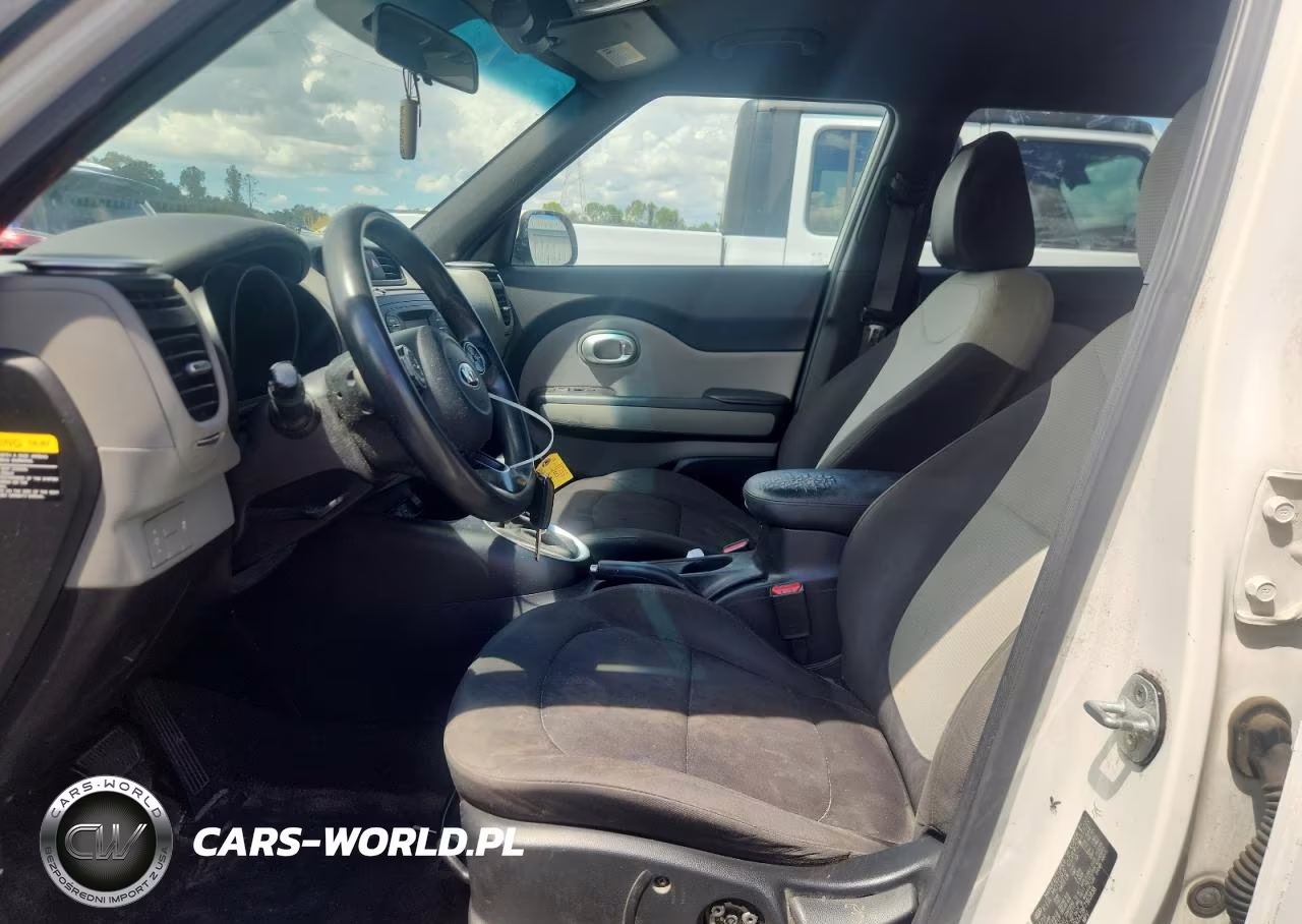 2015 Kia Soul Base VIN:KNDJN2A28F7160838 - 7