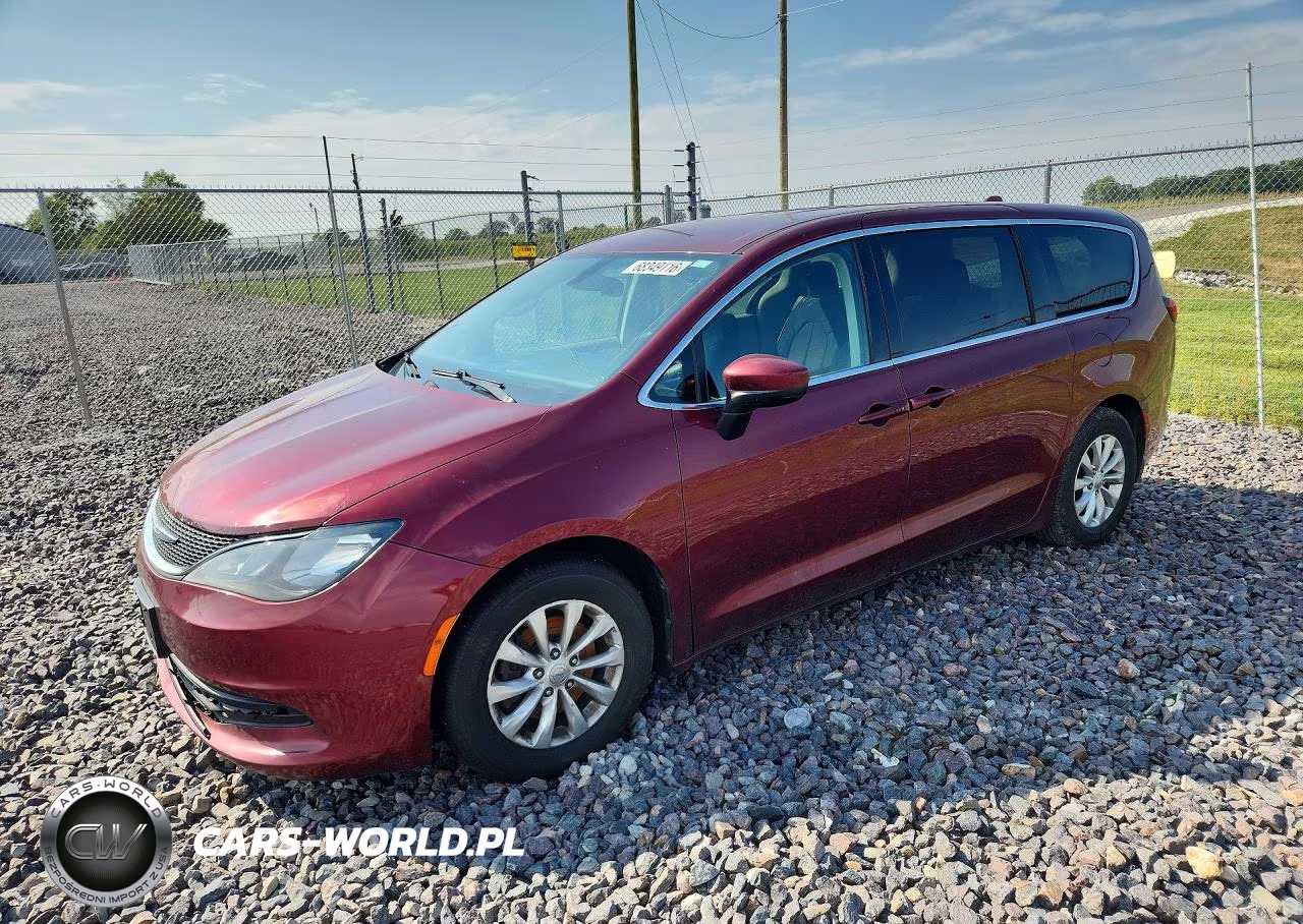 2017 Chrysler Pacifica Touring – zdjęcie 1 z 14