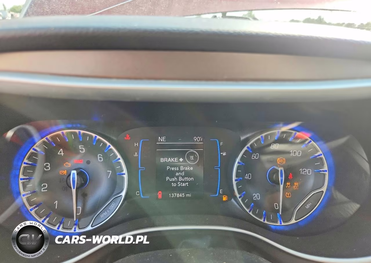 2017 Chrysler Pacifica Touring VIN:2C4RC1DG2HR708554 - 9