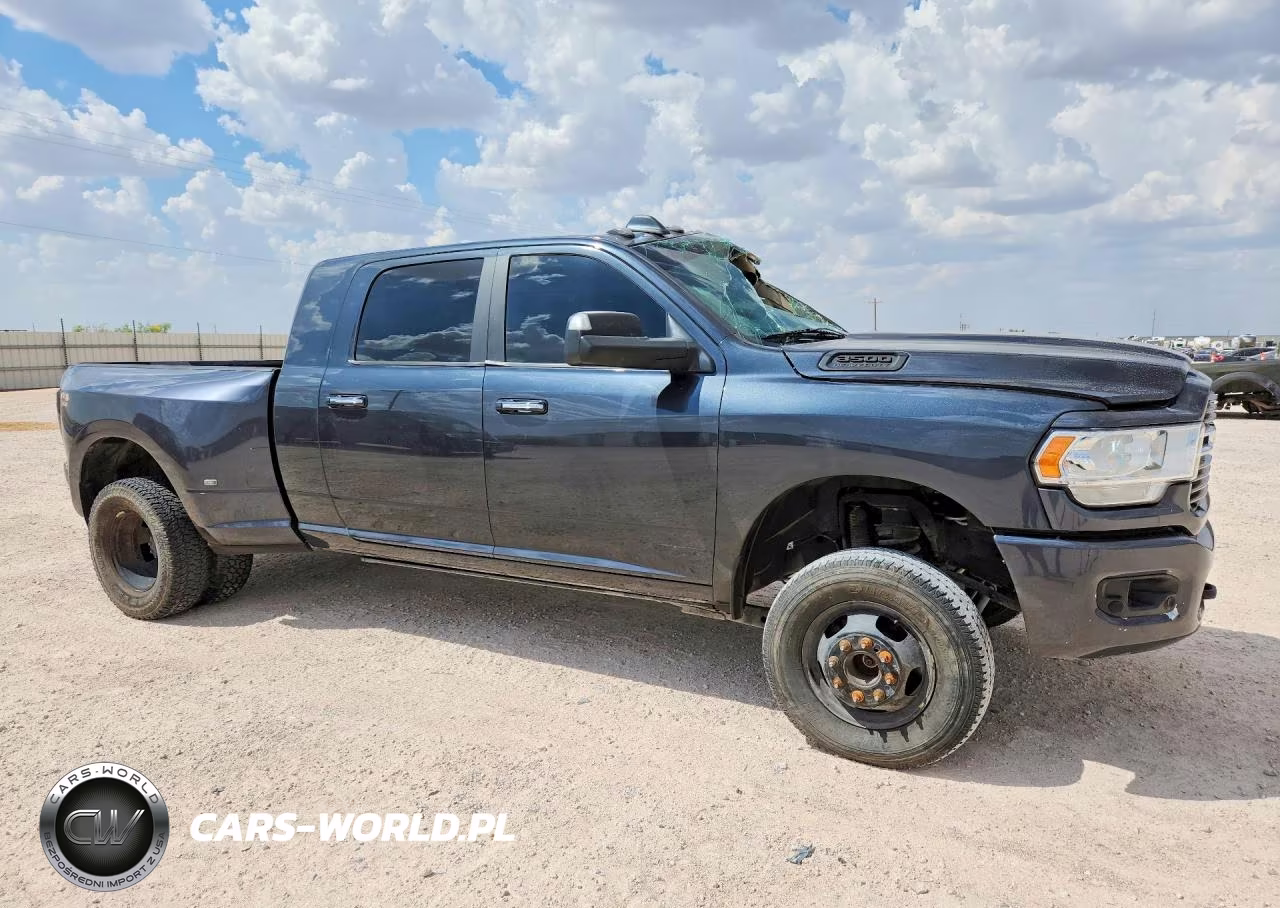2019 Ram 3500 Big Horn VIN:3C63RRLL6KG543145 - 4