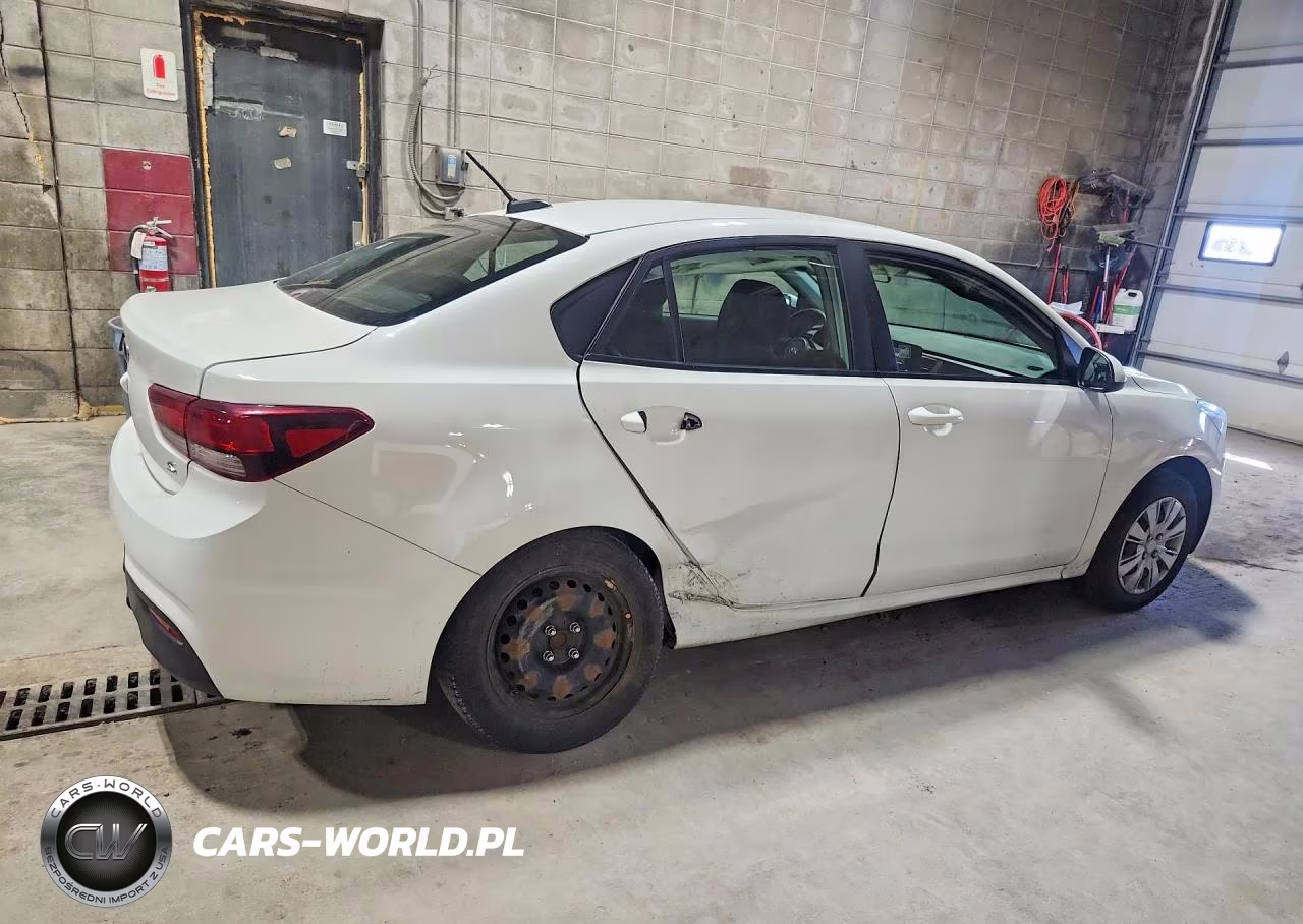 2018 Kia Rio S VIN:3KPA24AB5JE077784 - 3
