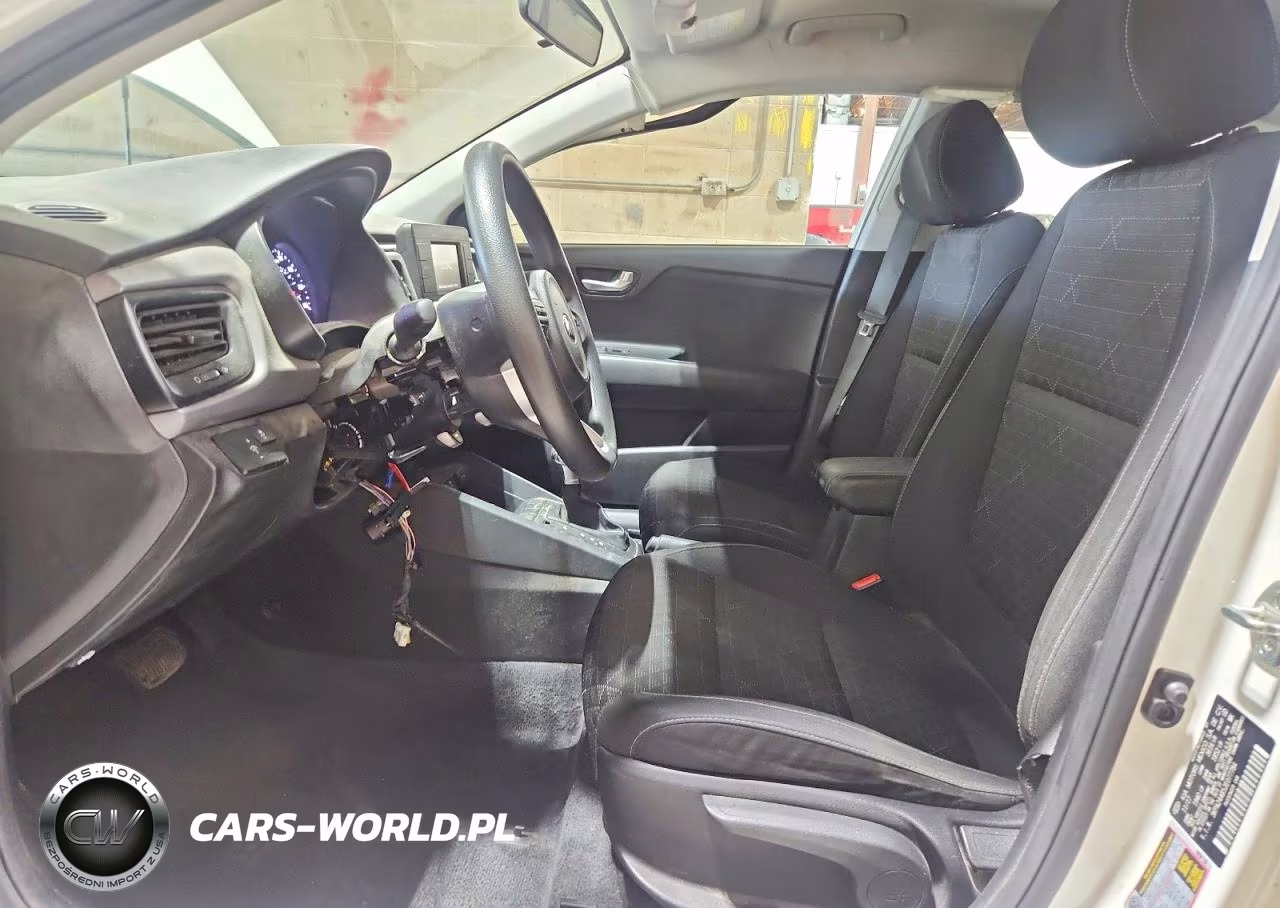 2018 Kia Rio S VIN:3KPA24AB5JE077784 - 7