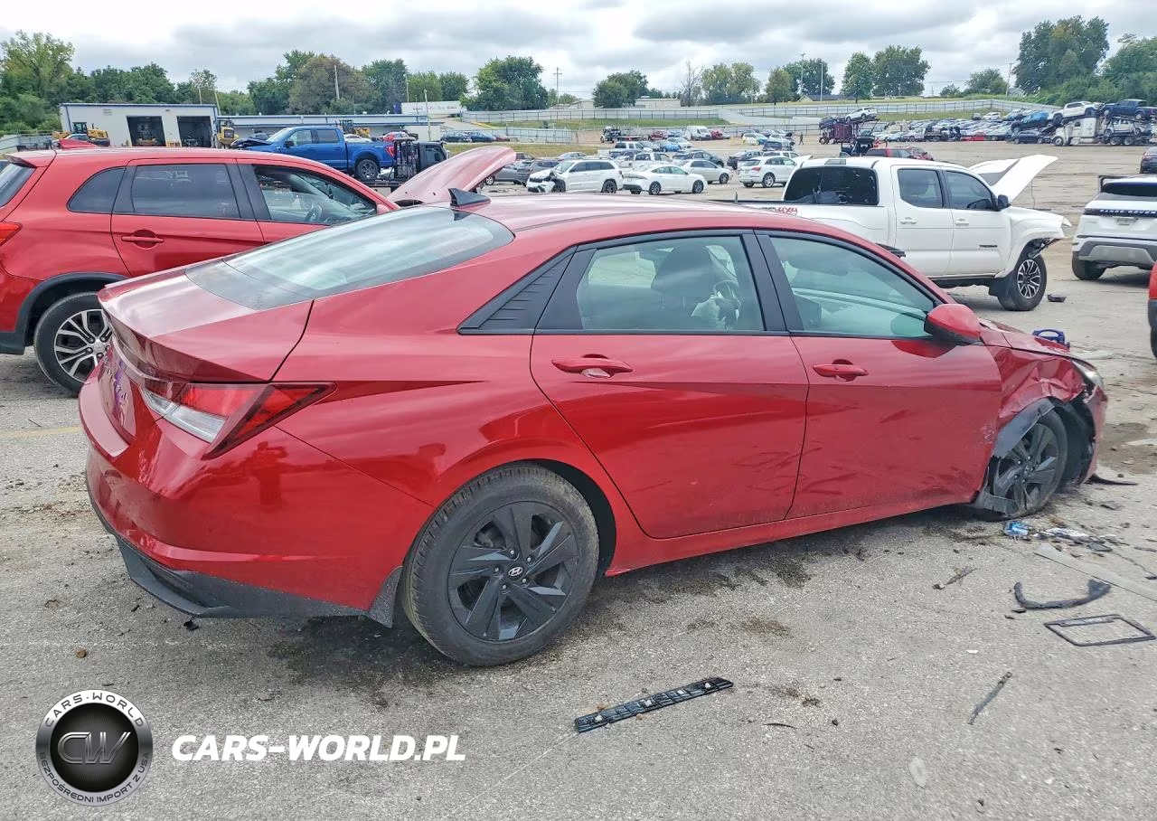 2022 Hyundai Elantra Sel VIN:KMHLM4AG5NU321838 - 3