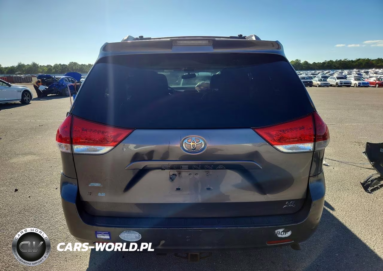 2011 Toyota Sienna Le VIN:5TDJK3DC1BS018513 - 6