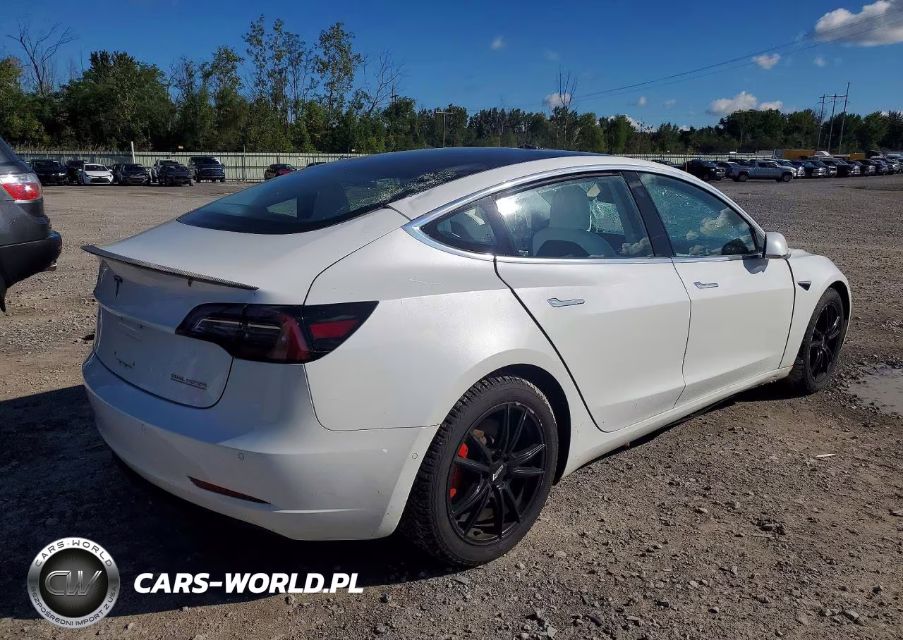 2018 Tesla Model 3 VIN:5YJ3E1EB2JF074666 - 3