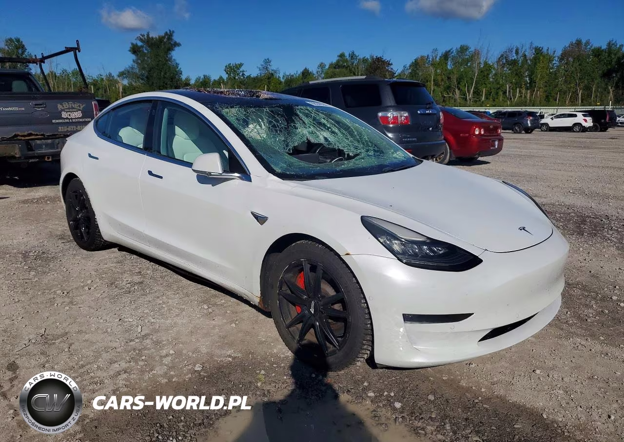2018 Tesla Model 3 VIN:5YJ3E1EB2JF074666 - 4