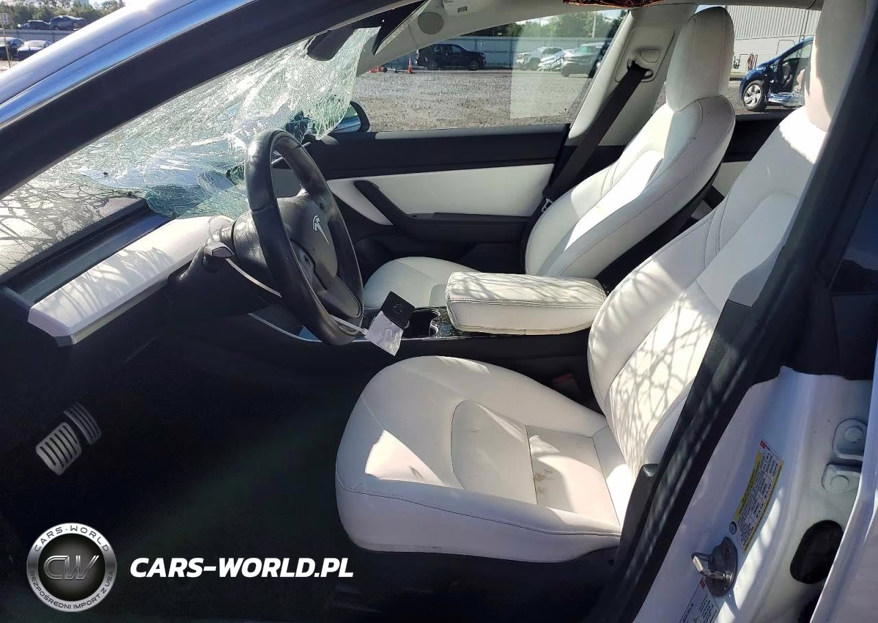 2018 Tesla Model 3 VIN:5YJ3E1EB2JF074666 - 7