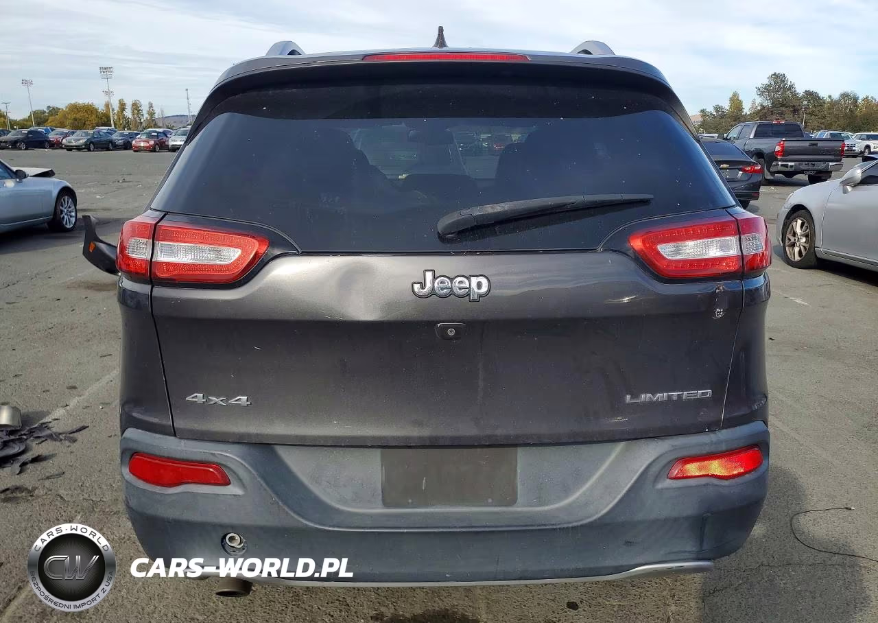 2015 Jeep Cherokee VIN:1C4PJMDB7FW743100 - 6