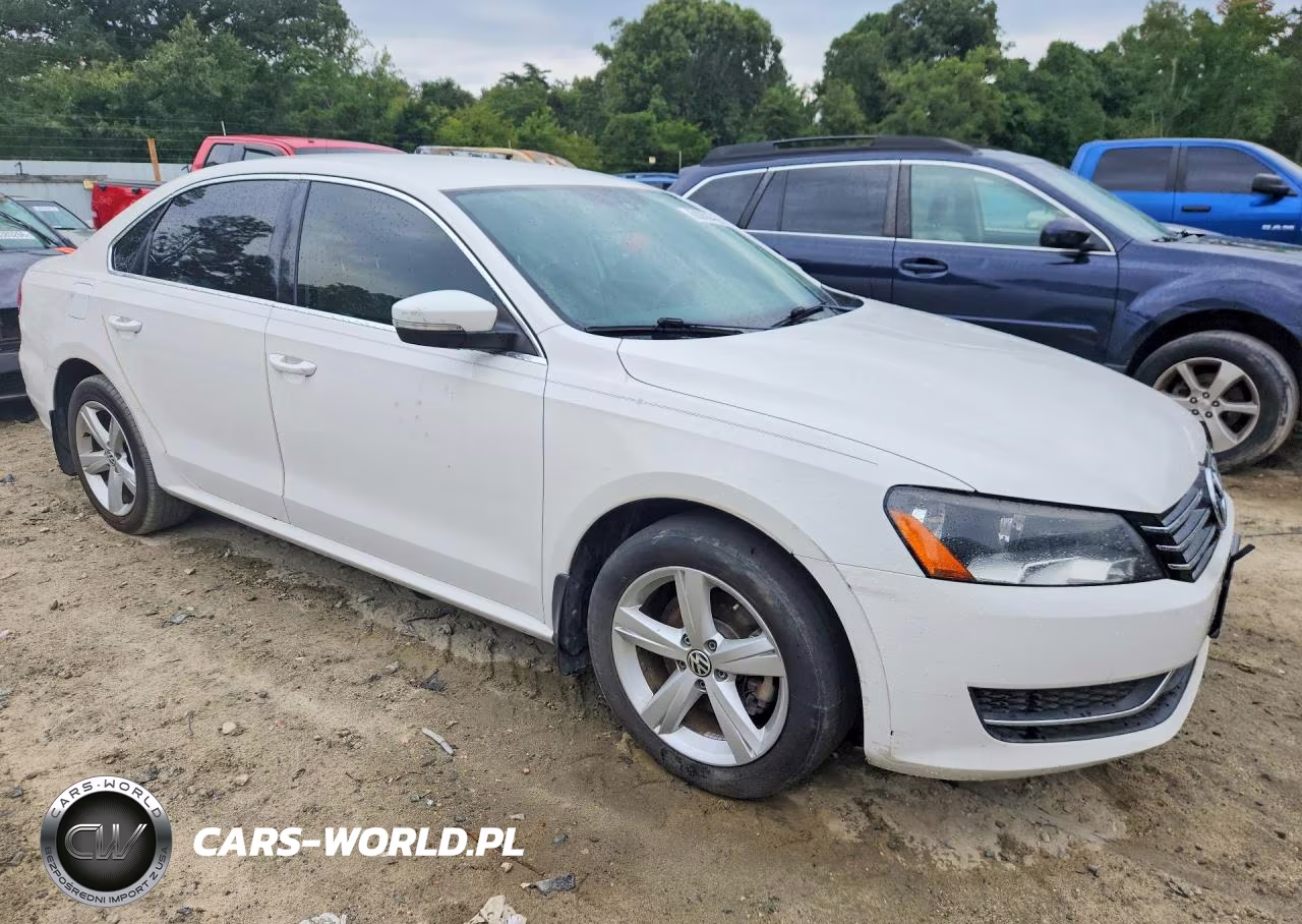 2015 Volkswagen Passat Se VIN:1VWBS7A3XFC066225 - 4