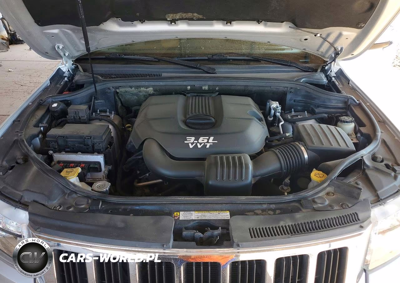 2013 Jeep Grand Cherokee Laredo VIN:1C4RJEAG3DC636879 - 12