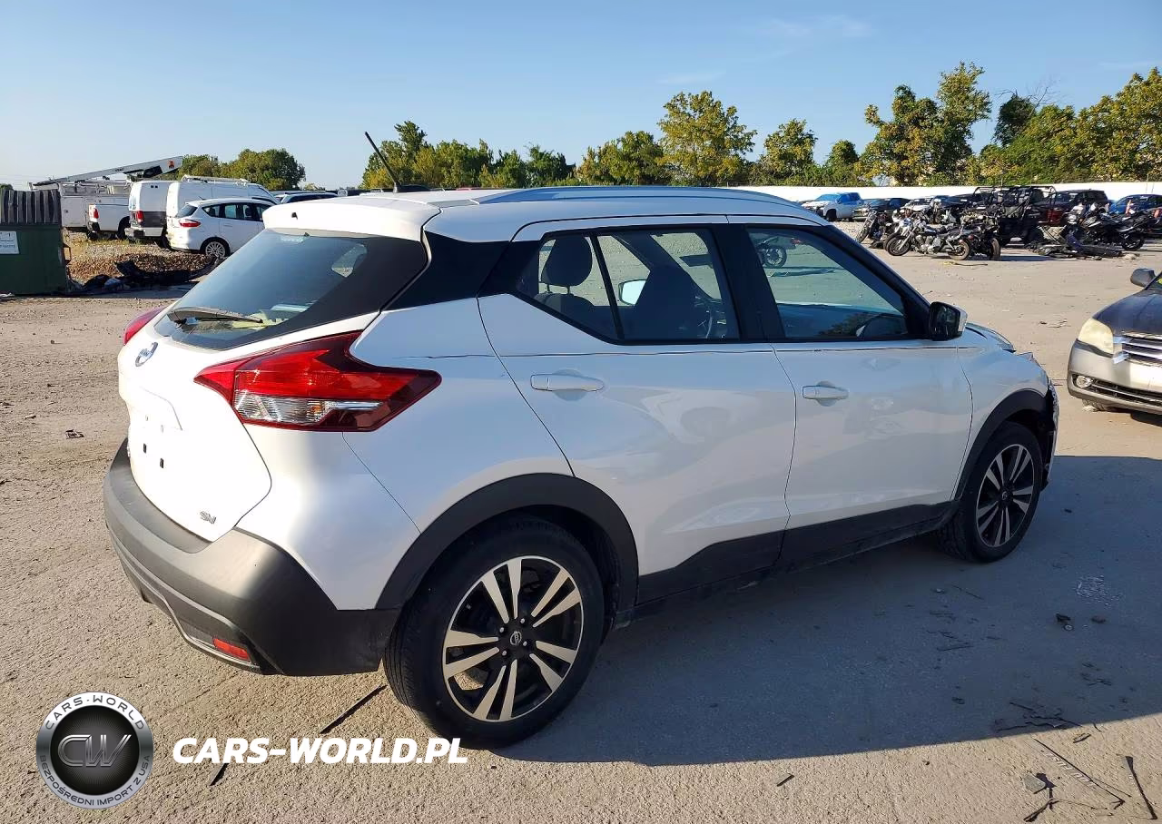 2019 Nissan Kicks Sv VIN:3N1CP5CU6KL565530 - 3
