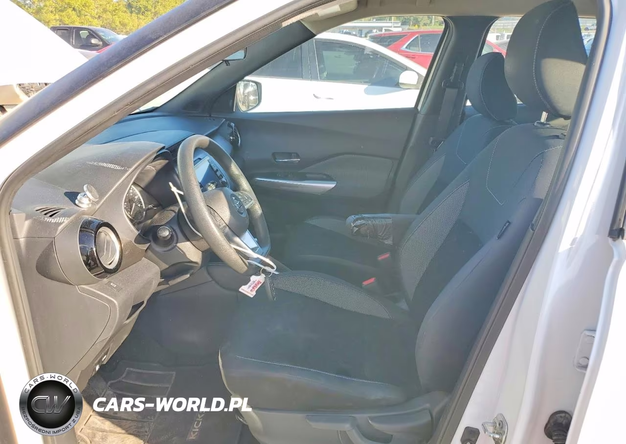 2019 Nissan Kicks Sv VIN:3N1CP5CU6KL565530 - 7