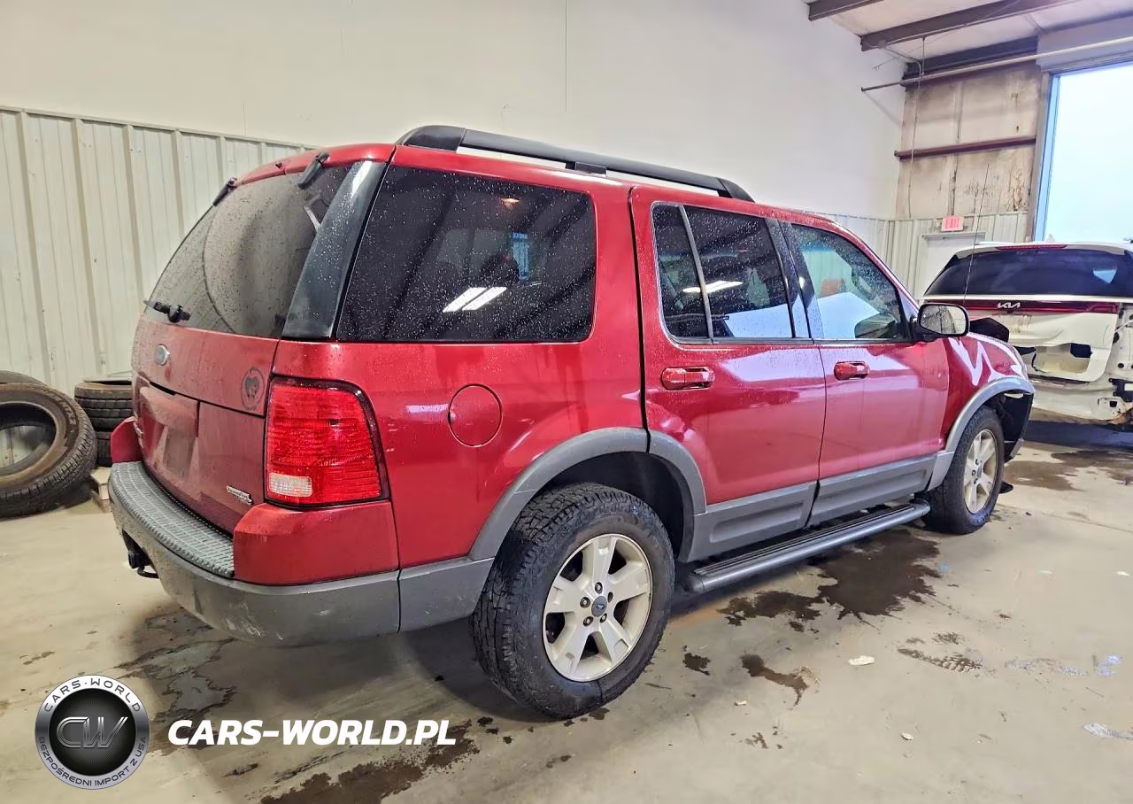 2005 Ford Explorer Xlt VIN:1FMZU63K95UA07214 - 3