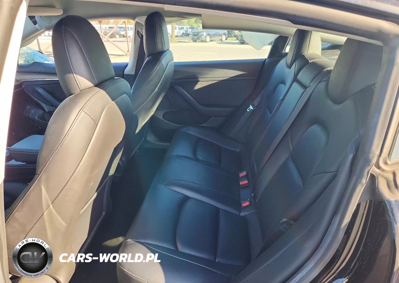 2021 Tesla Model 3 VIN:5YJ3E1EA4MF071747 - 10
