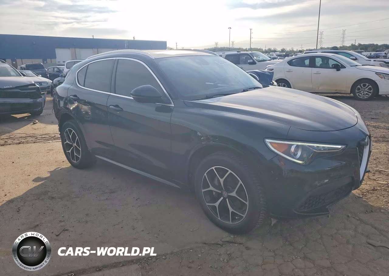 2021 Alfa Romeo Stelvio Ti VIN:ZASPAKBN6M7D18595 - 4