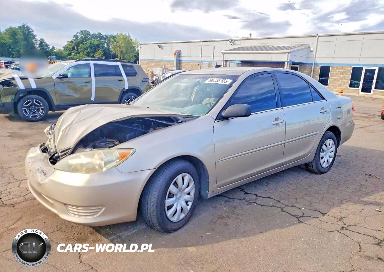 2005 Toyota Camry Standard