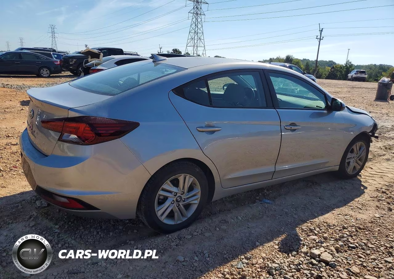 2020 Hyundai Elantra Value Edition VIN:5NPD84LFXLH584531 - 3