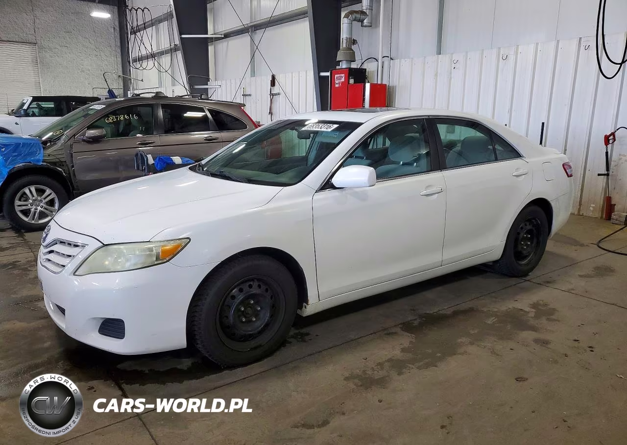 2010 Toyota Camry Le VIN:4T1BF3EK2AU549238 - 1