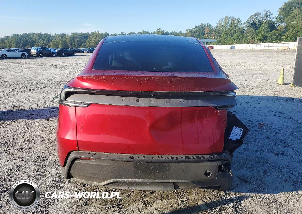 2026 Tesla Model Y VIN:7SAYGDED0TA469953 - 6