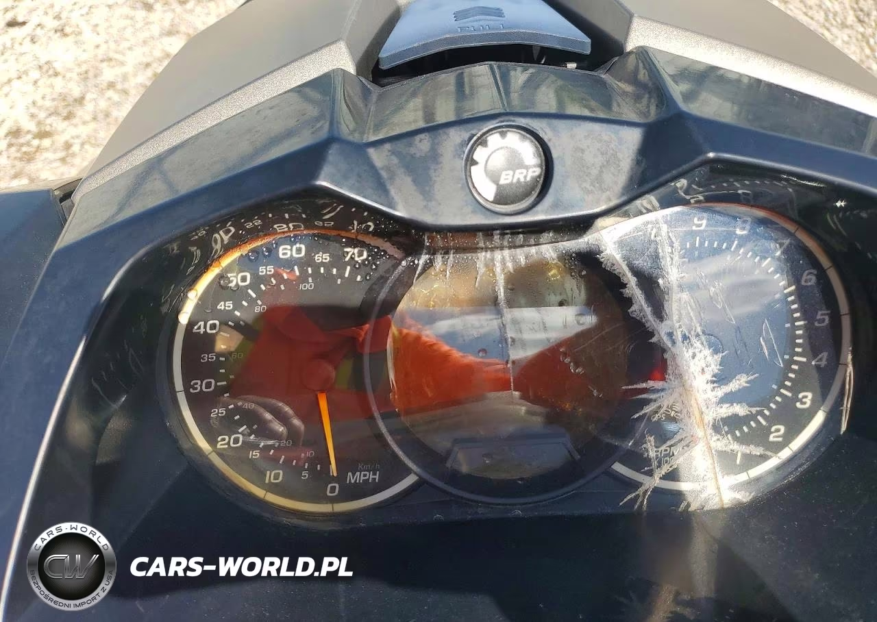 2017 Sea-Doo Gti Limited 155 Jet Ski VIN:YDV32217I617 - 8