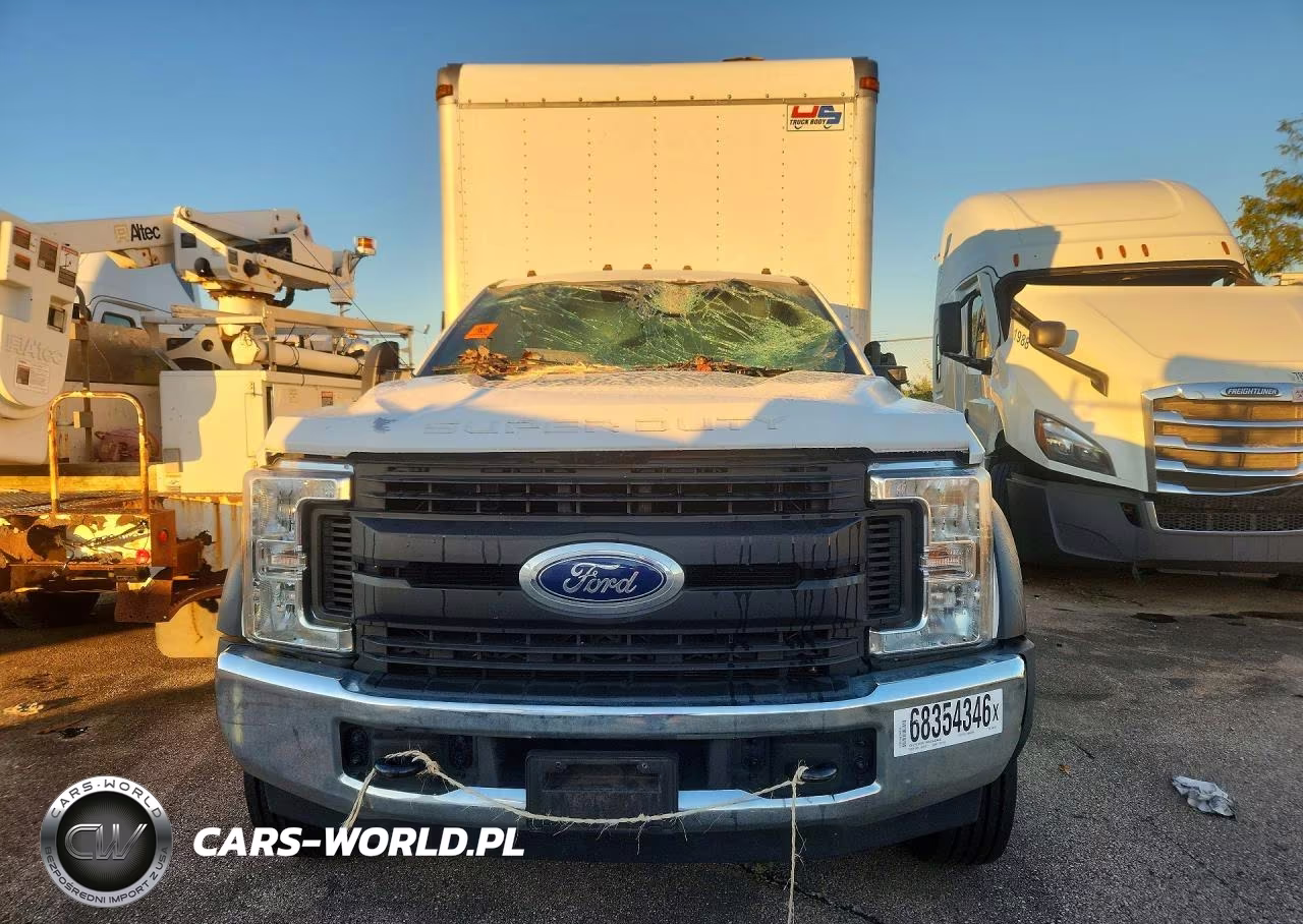 2017 Ford F450 Super Duty Box Truck VIN:1FDUF4GT7HDA06742 - 5