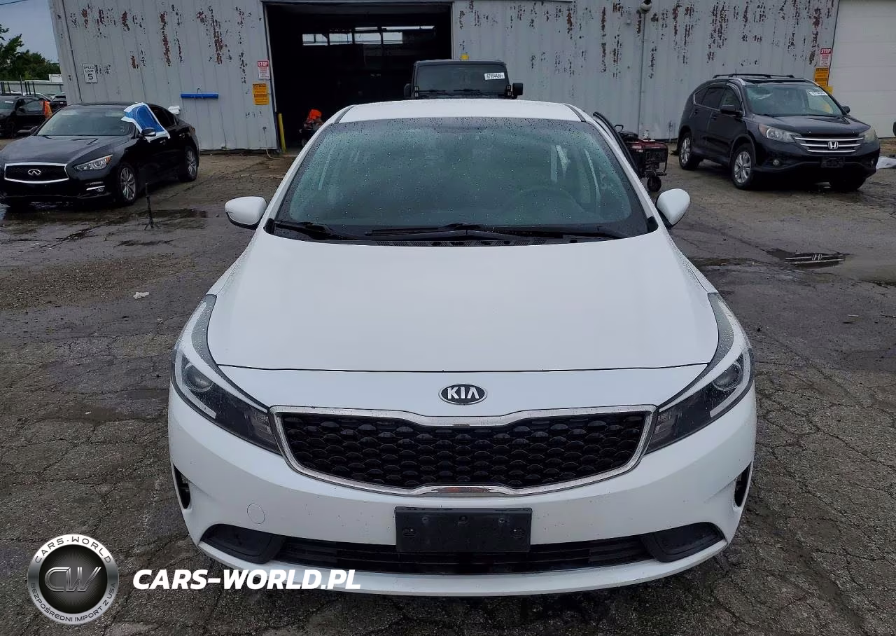 2018 Kia Forte Lx VIN:3KPFL4A73JE172231 - 5