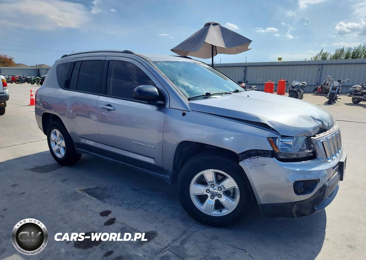 2015 Jeep Compass Sport VIN:1C4NJCBA2FD149036 - 4