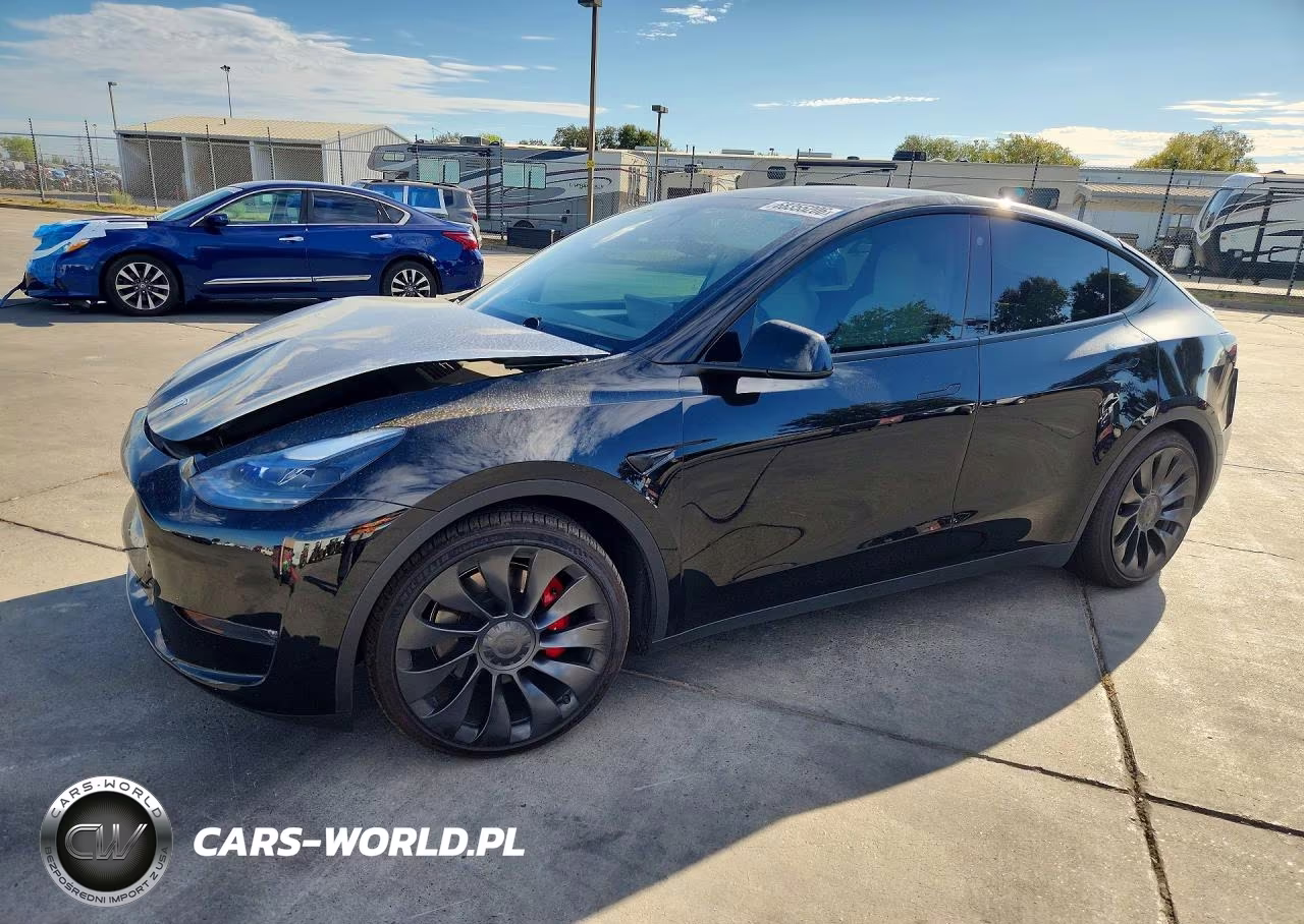2023 Tesla Model Y – zdjęcie 1 z 12