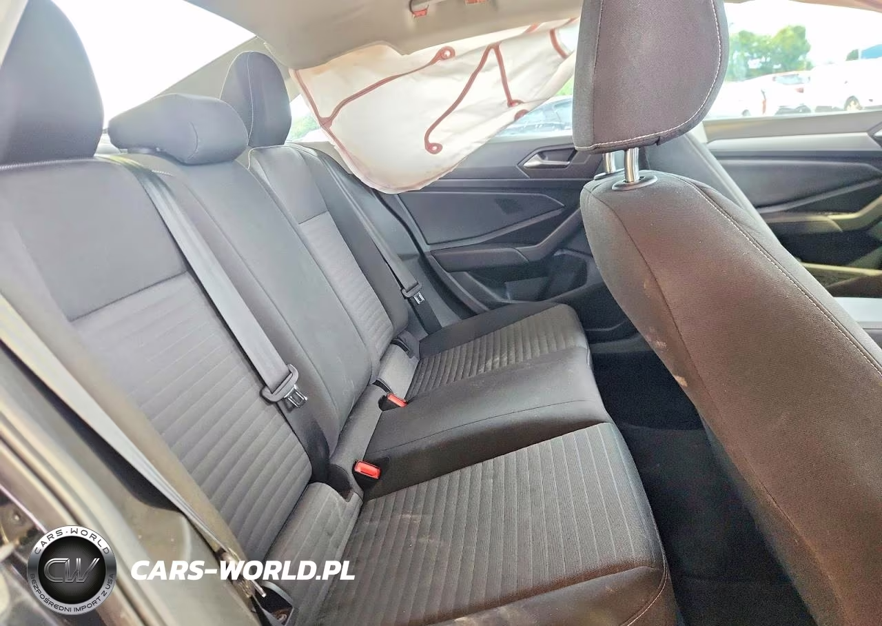 2024 Volkswagen Jetta S VIN:3VW5M7BU5RM003051 - 10