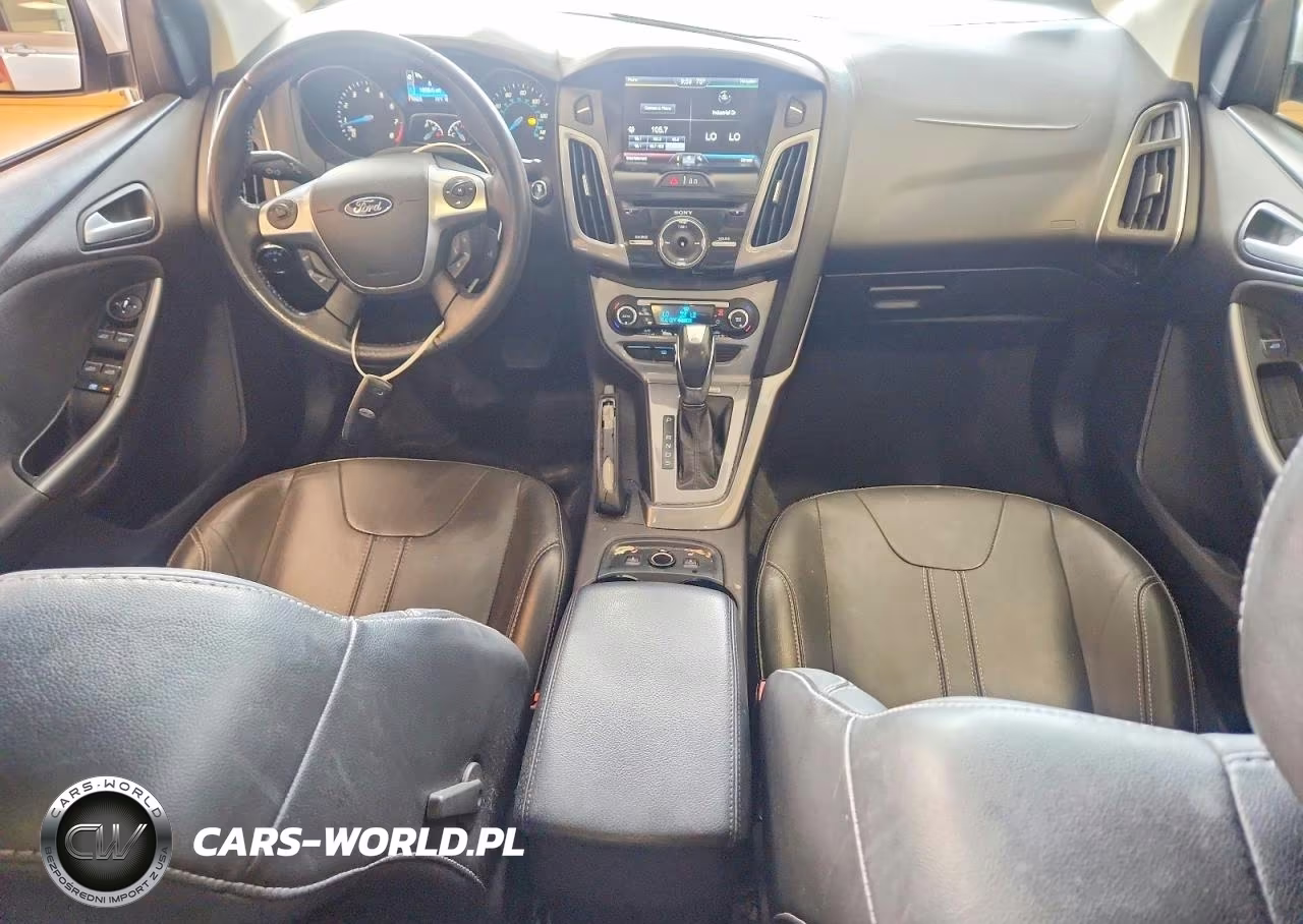 2013 Ford Focus Titanium VIN:1FADP3J28DL368094 - 8