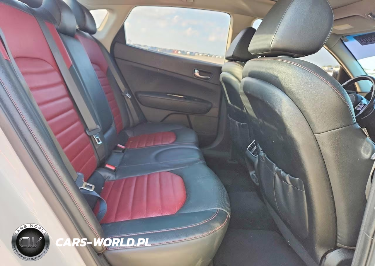 2019 Kia Optima Sx VIN:5XXGW4L28KG366730 - 10