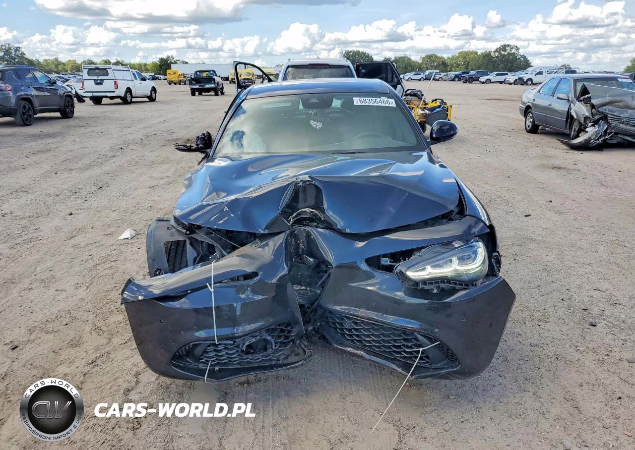 2024 Alfa Romeo Giulia Sprint VIN:ZARFAMANXR7682274 - 5