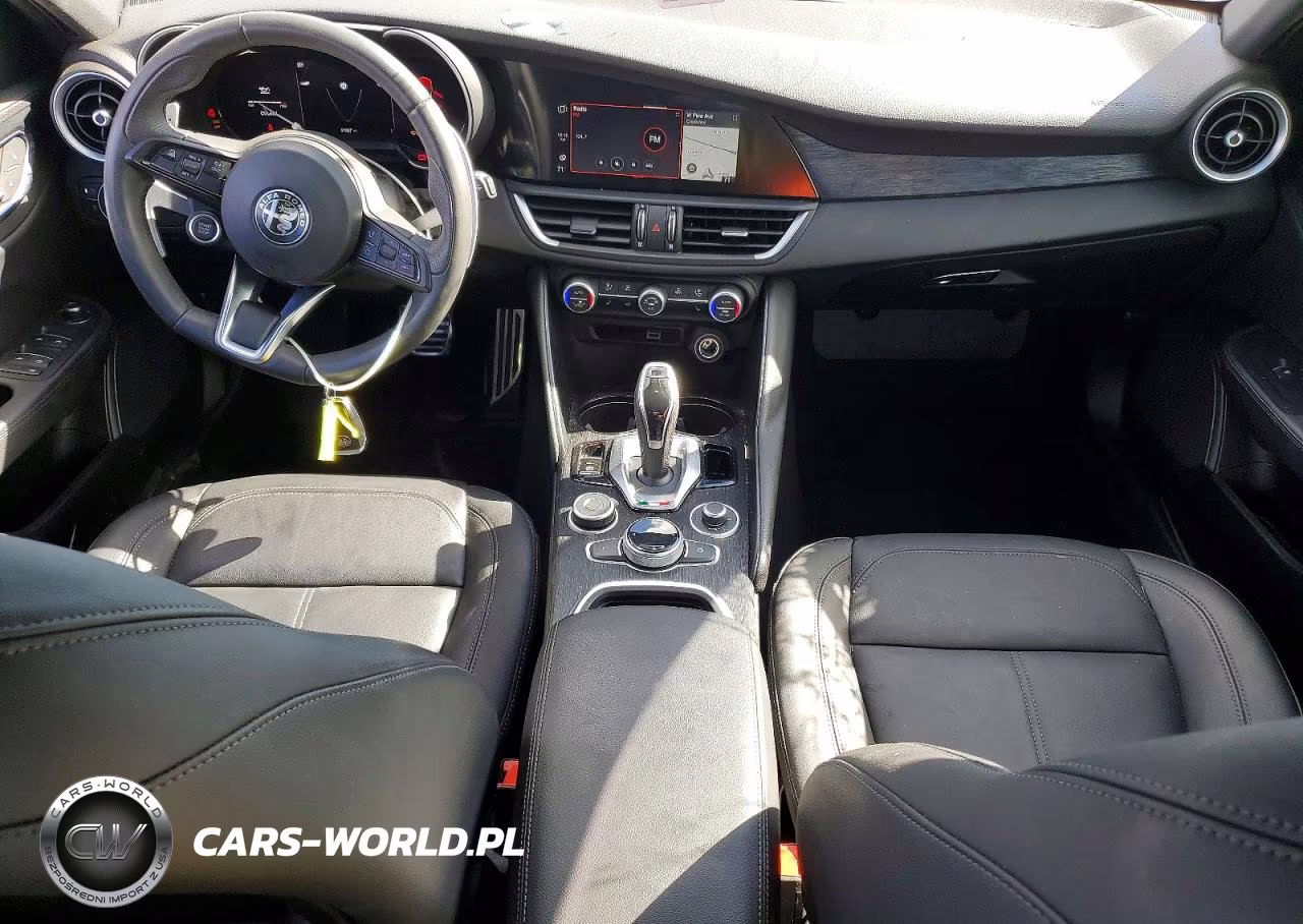 2024 Alfa Romeo Giulia Sprint VIN:ZARFAMANXR7682274 - 8