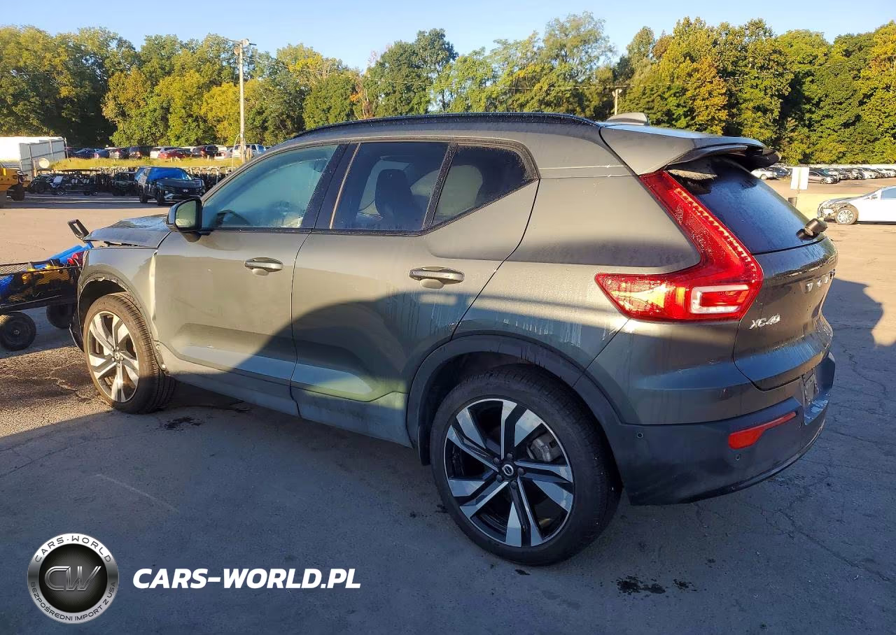 2026 Volvo Xc40 Plus VIN:YV4L12UC3T2765218 - 2