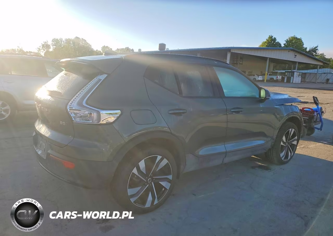 2026 Volvo Xc40 Plus VIN:YV4L12UC3T2765218 - 3