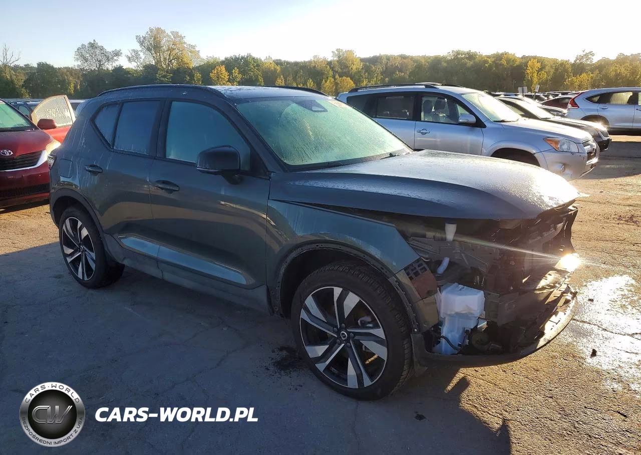 2026 Volvo Xc40 Plus VIN:YV4L12UC3T2765218 - 4