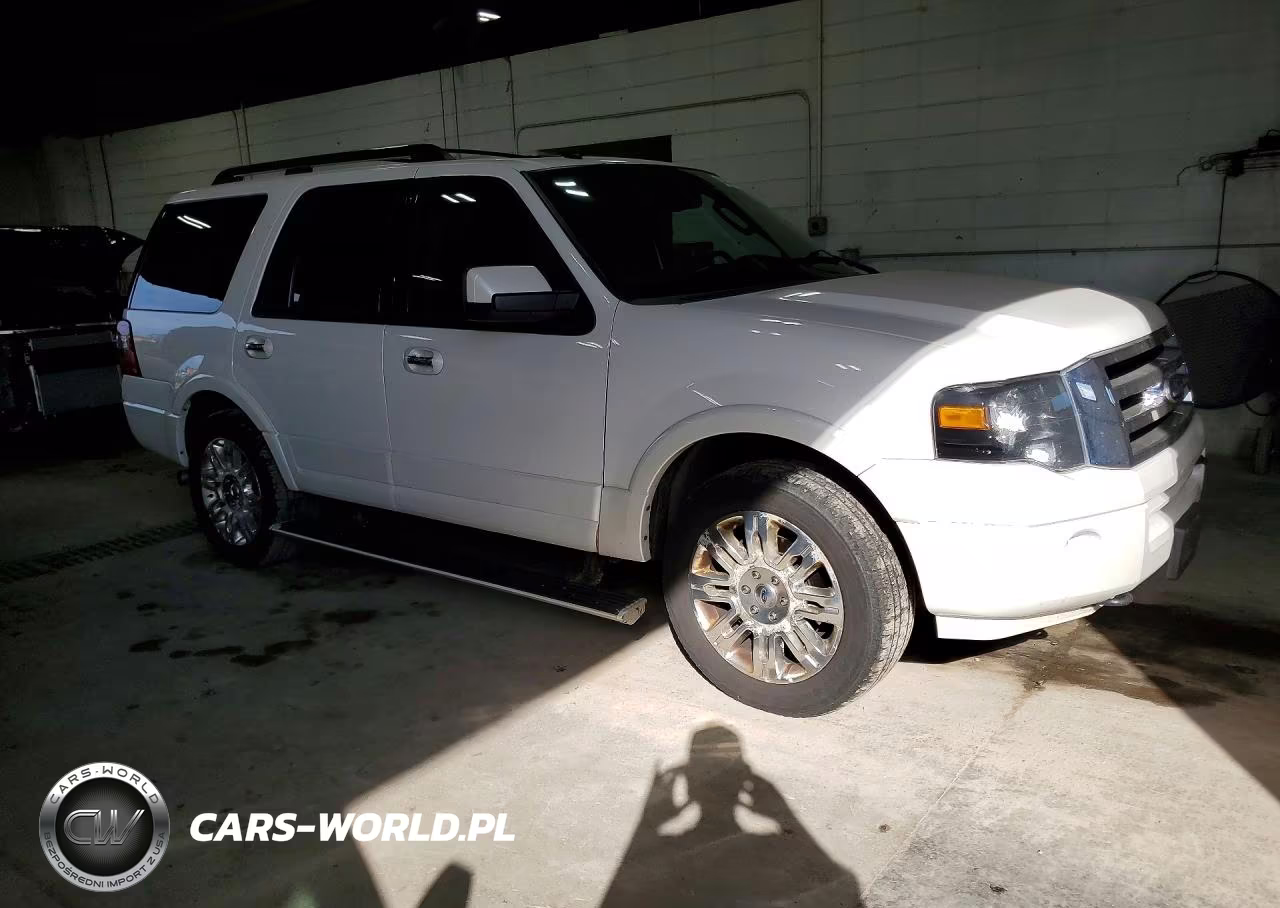 2011 Ford Expedition Limited VIN:1FMJU2A53BEF18393 - 4