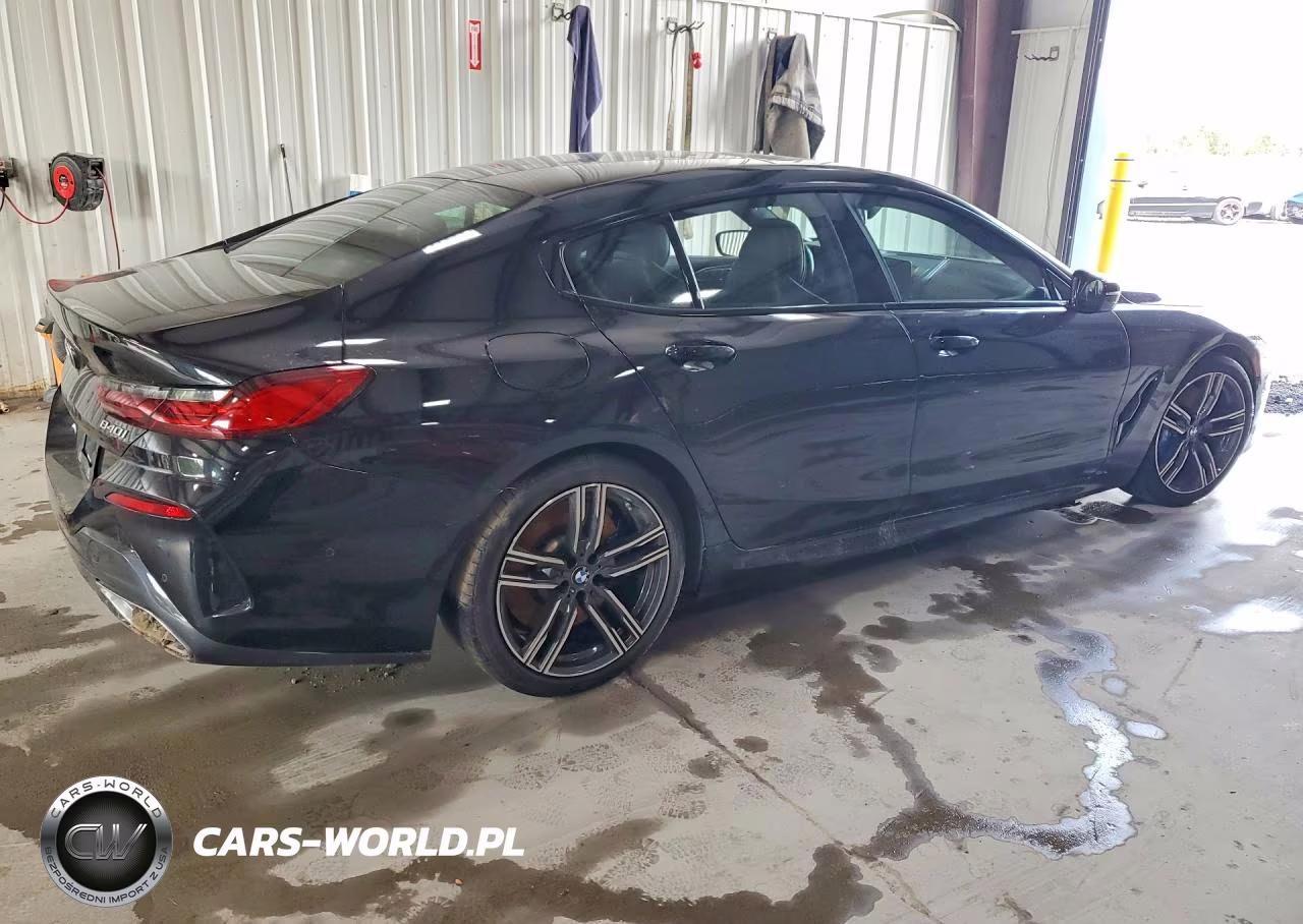 2023 BMW 840Xi VIN:WBAGV4C04PCM79712 - 3