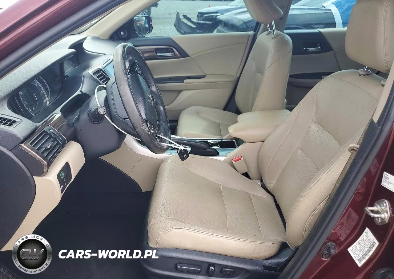 2016 Honda Accord Touring VIN:1HGCR3F97GA028135 - 7