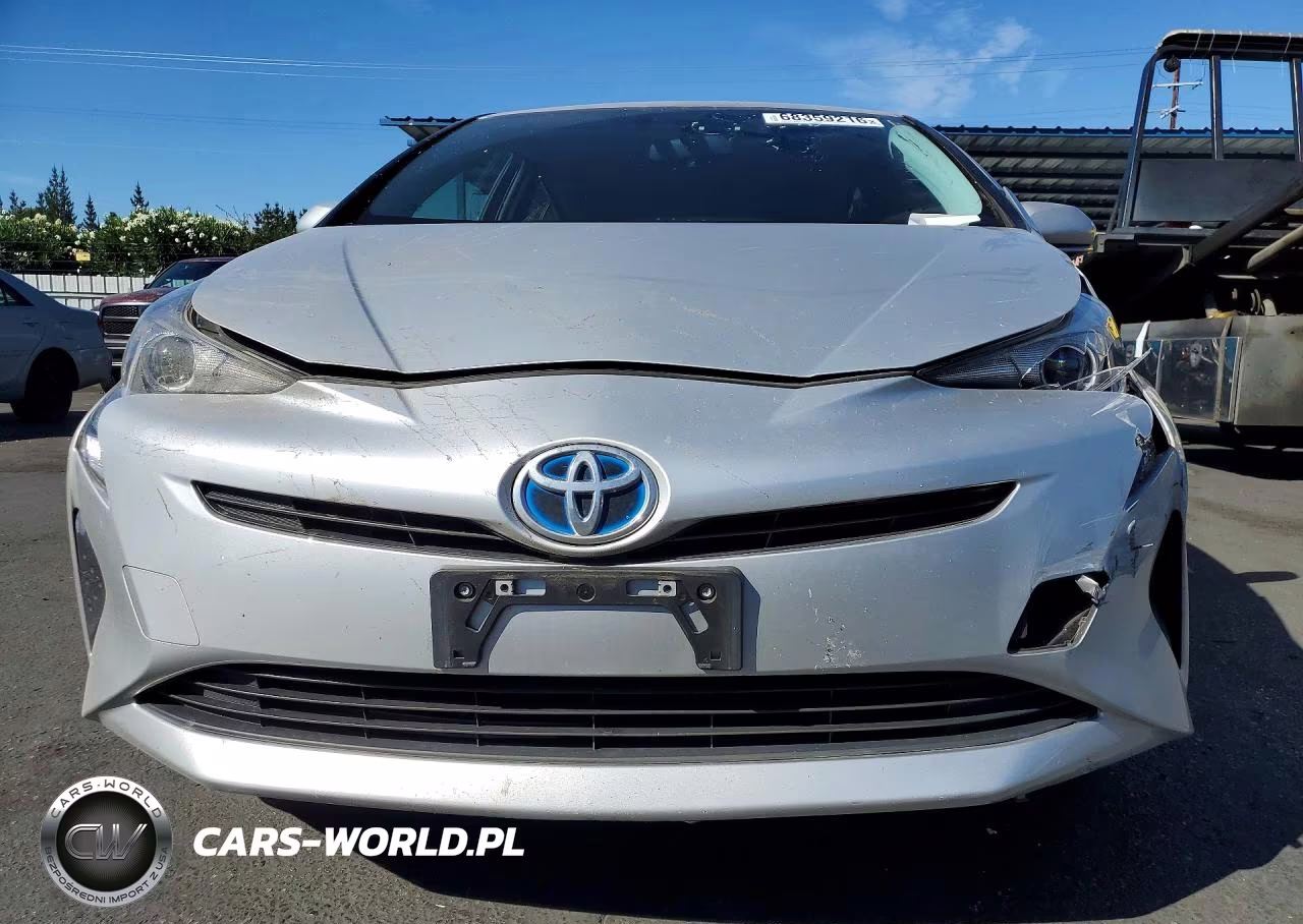 2016 Toyota Prius Two Eco VIN:JTDKARFUXG3026876 - 5