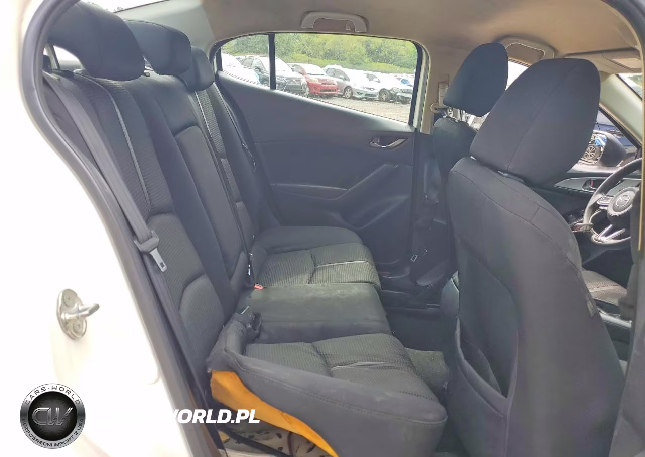 2018 Mazda 3 VIN:3MZBN1U76JM231973 - 11